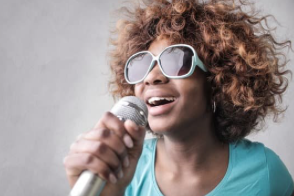 Practica español cantando